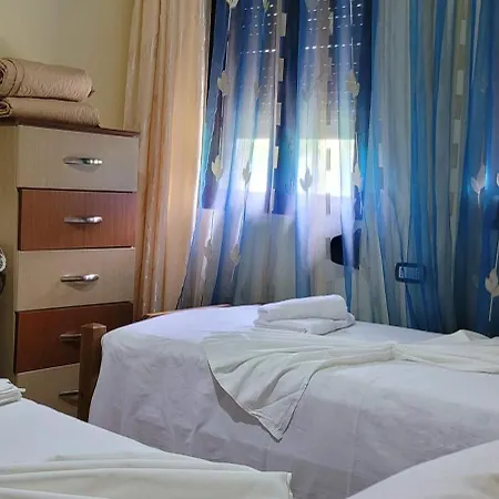 Makos Guest house *