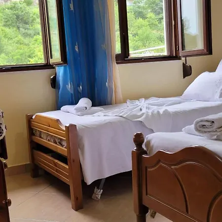 Guest house Makos
