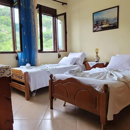 Guest house Makos *