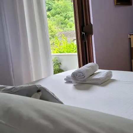 Makos Guest house *
